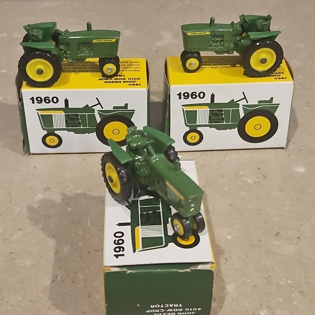 Lot Of 3 John Deere 1960 4010 Row Crop Tractors 1:64 With Boxes.