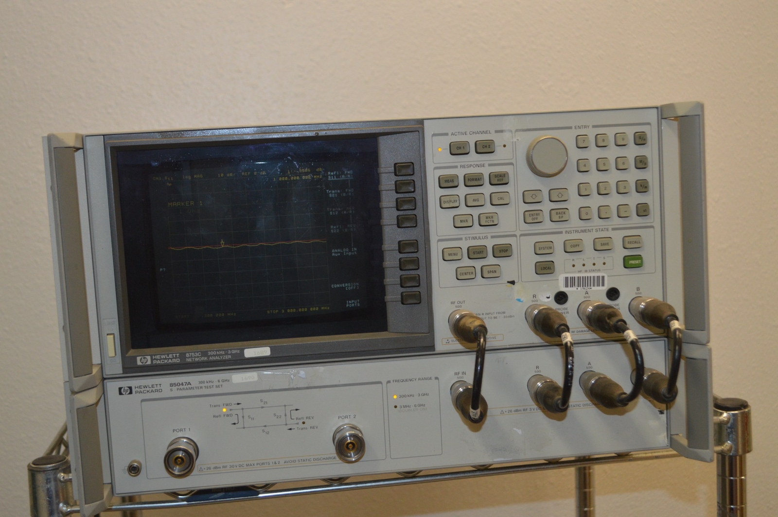 HP Agilent 8753C Network Analyzer & 85046A S-Parameter Test Set 300kHz (AVV35)
