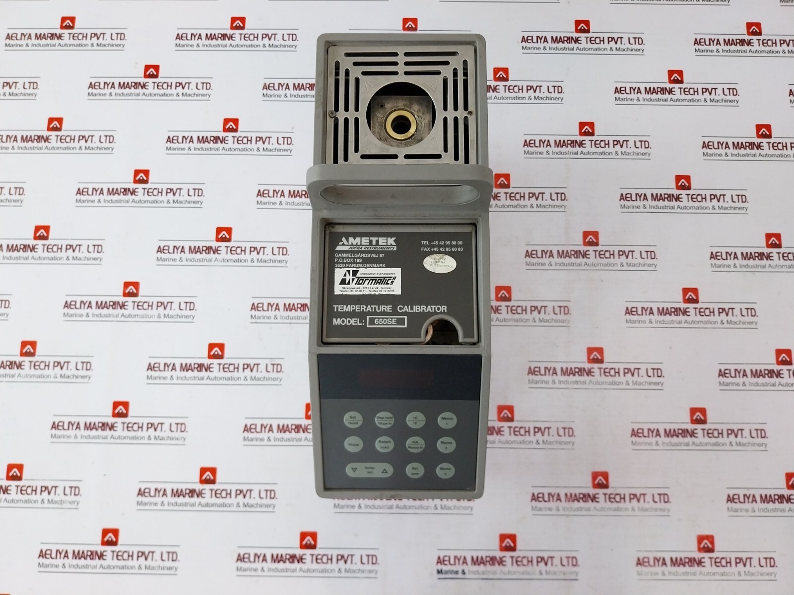 Ametek 650SE Dry Block Temperature Calibrator, 1150W