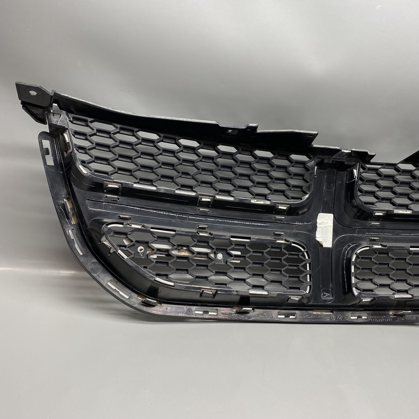 DODGE GRAND CARAVAN GRILLE 2012 2013 2014 2015 2016 OEM