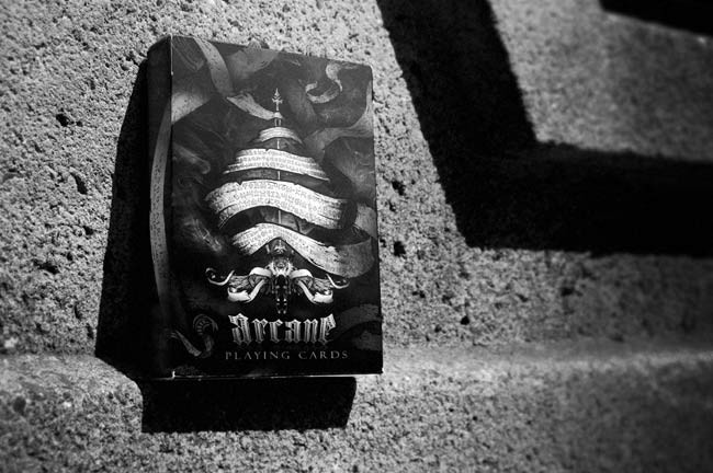 SVENGALI ARCANE BLACK TRICK DECK OF PLAYING CARDS ELLUSIONIST GAFF MAGIC