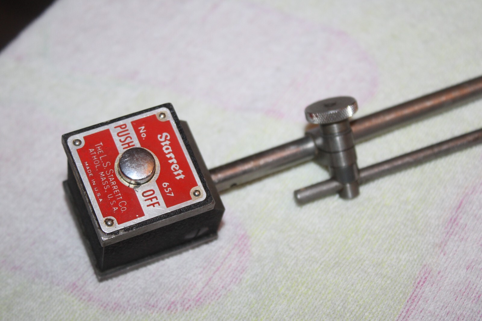 Starrett 657 Magnetic Base Indicator Holder