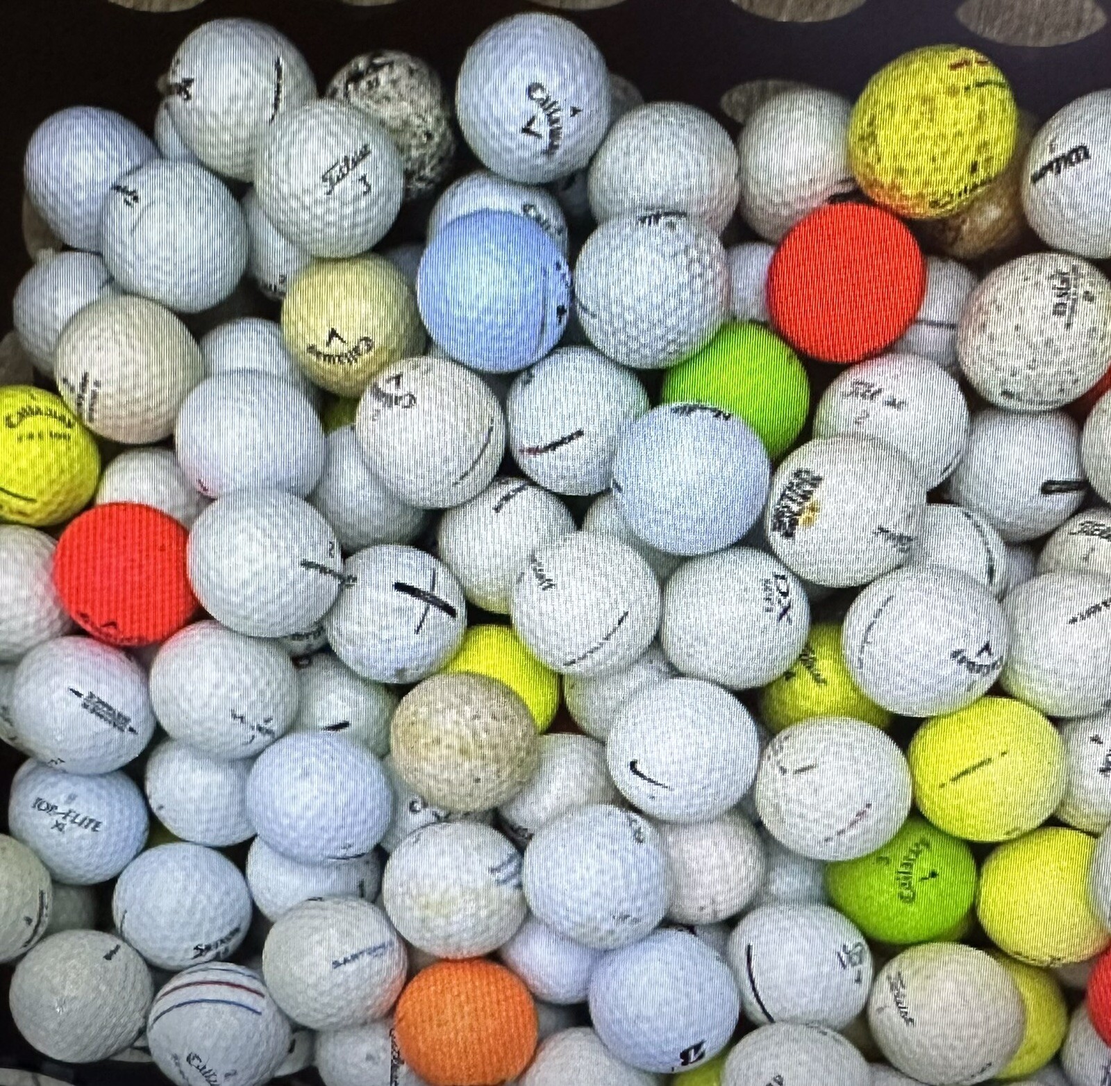 100 Count- Assorted Hitaway/Practice used Golf Balls, Color Mixed - 100 Count
