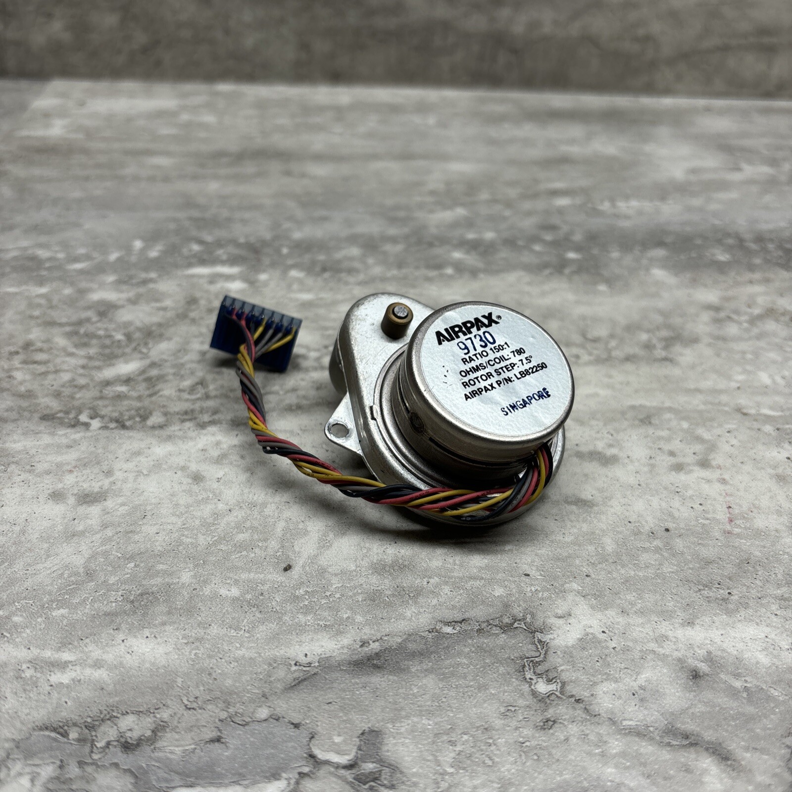 Airpax LB82250 9730 Stepper Motor, 150:1 Ratio 7.5* Rotor Step, Read Description