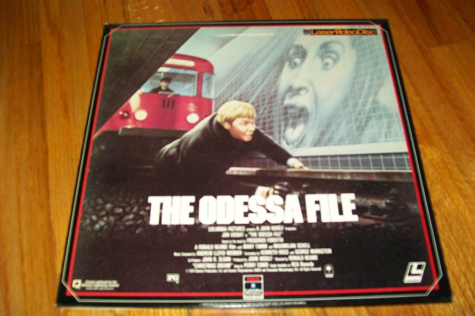 THE ODESSA FILE 2-Laserdisc LD SET EXCELLENT VERY RARE GREAT FILM JON VOIGHT!