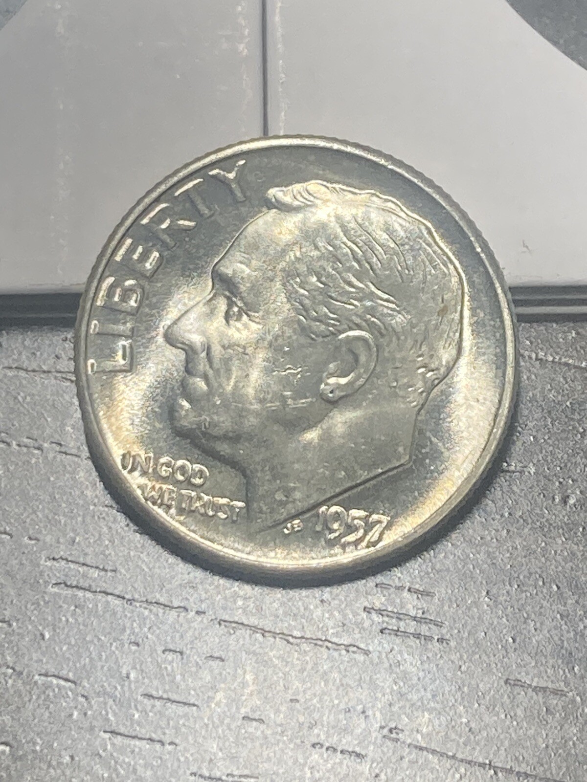 1957 P Roosevelt Dime - BU - As Shown! (#1099)
