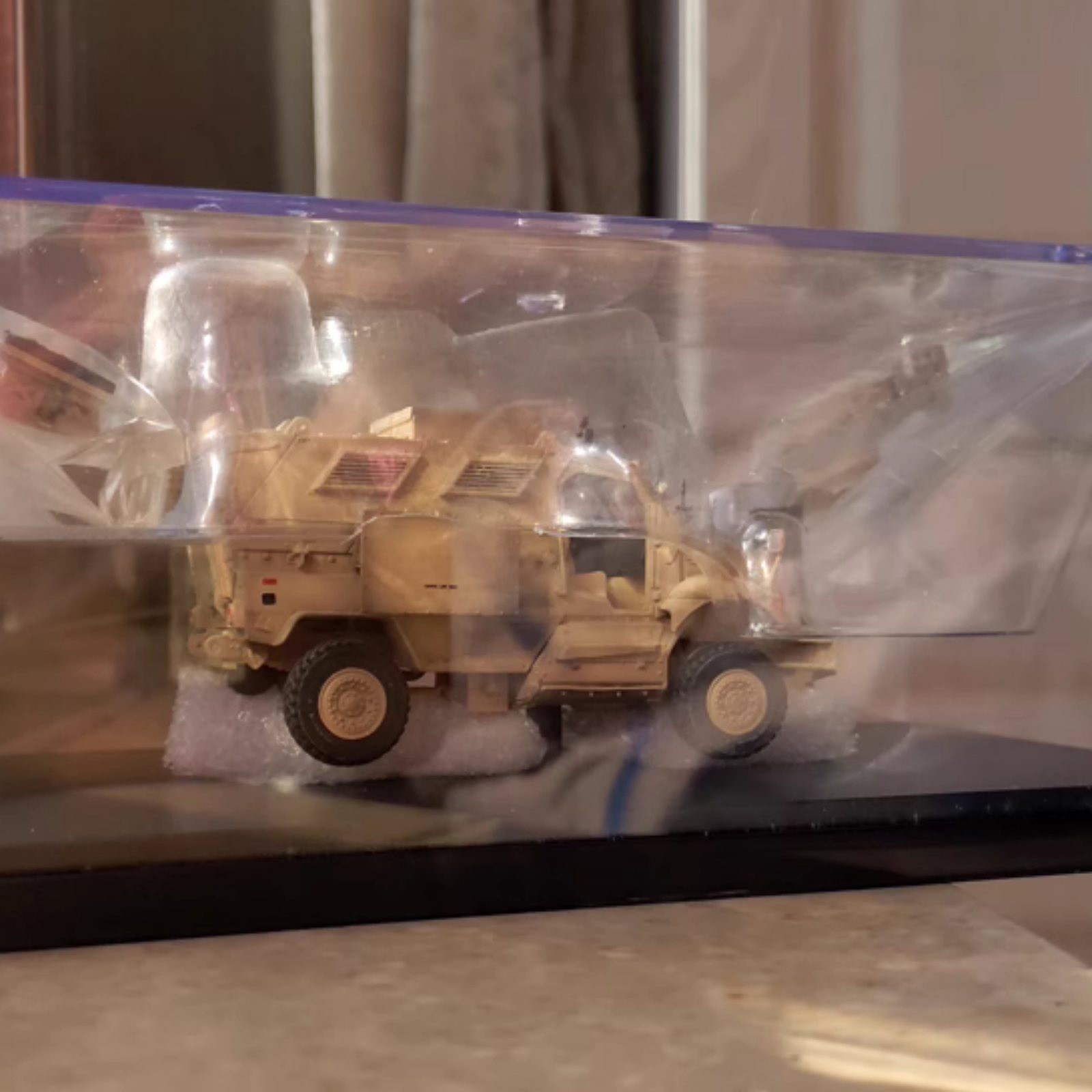4.3in M1224 US MaxxPro Mine Resistant Anti Ambush Vehicle Finished Model Toy Set