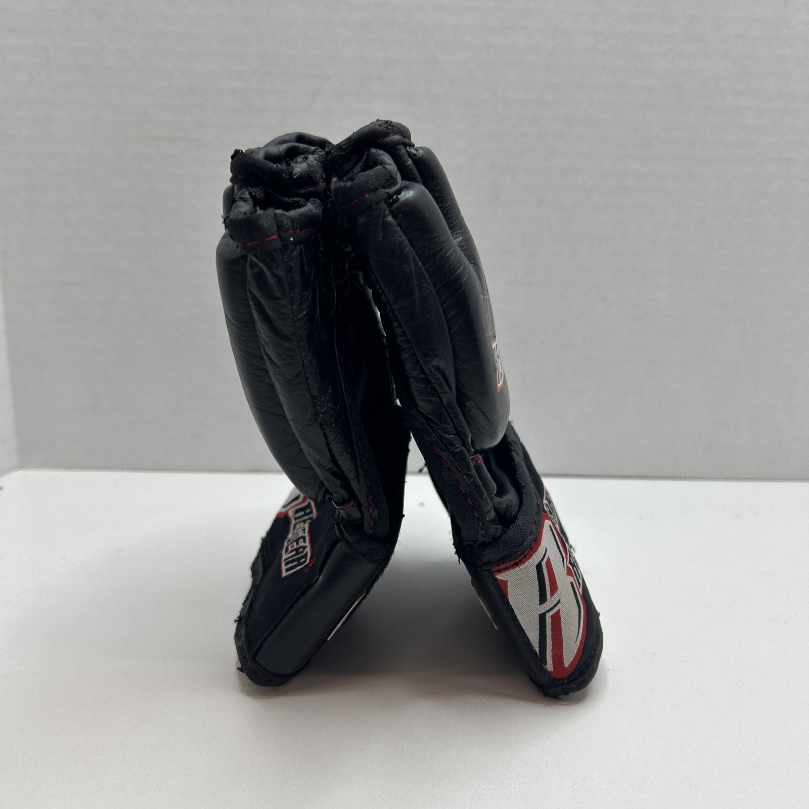 Revgear Fighting MMA Gloves Size Small
