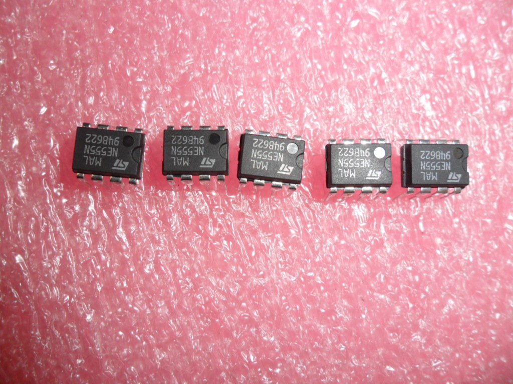 (5 PER LOT) IC, NE555N, STANDARD TIMER 8-PIN DIP (NE555)