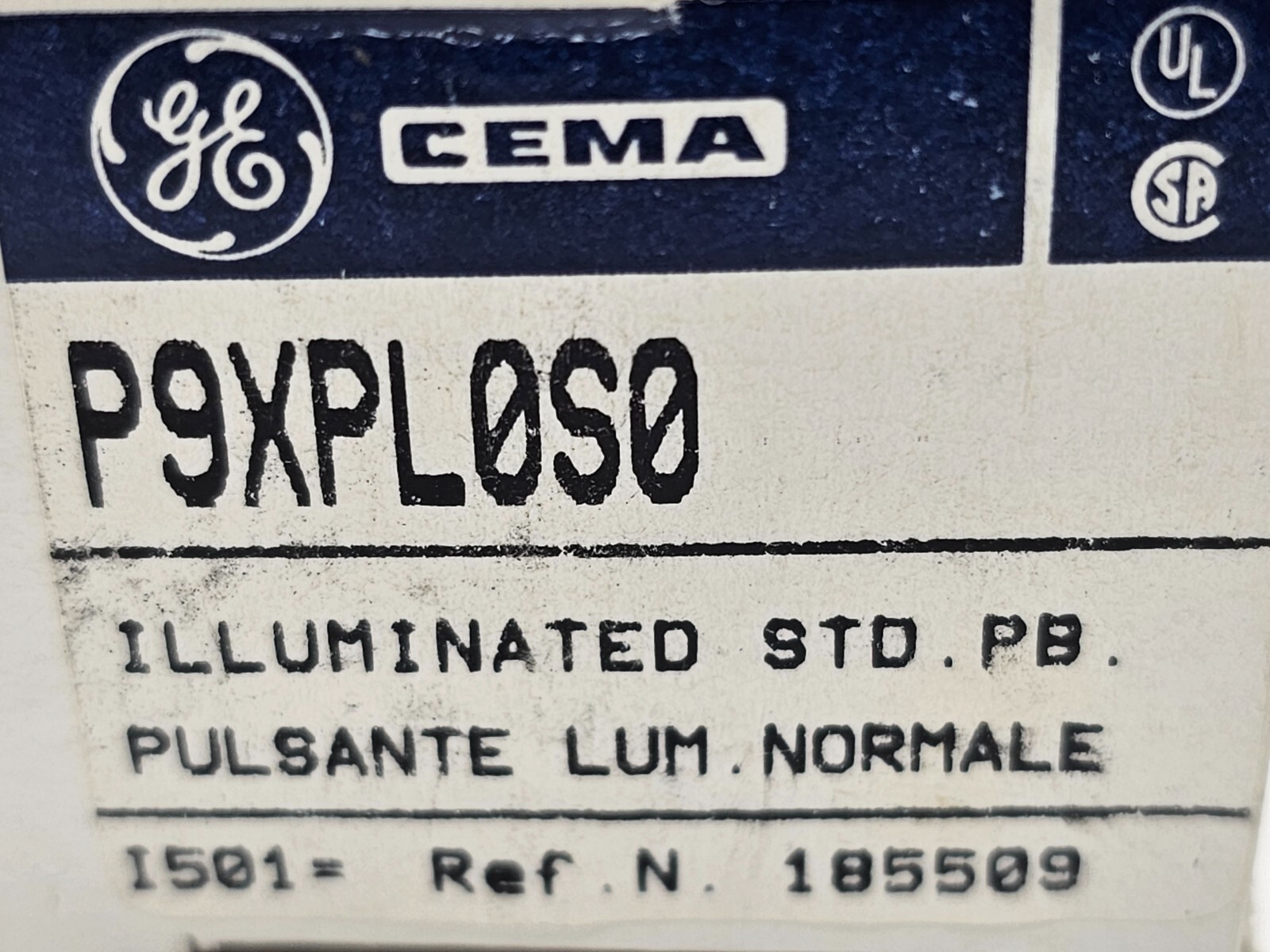 GE General Electric P9XPL0S0 Illuminated Standard Pushbutton NEW