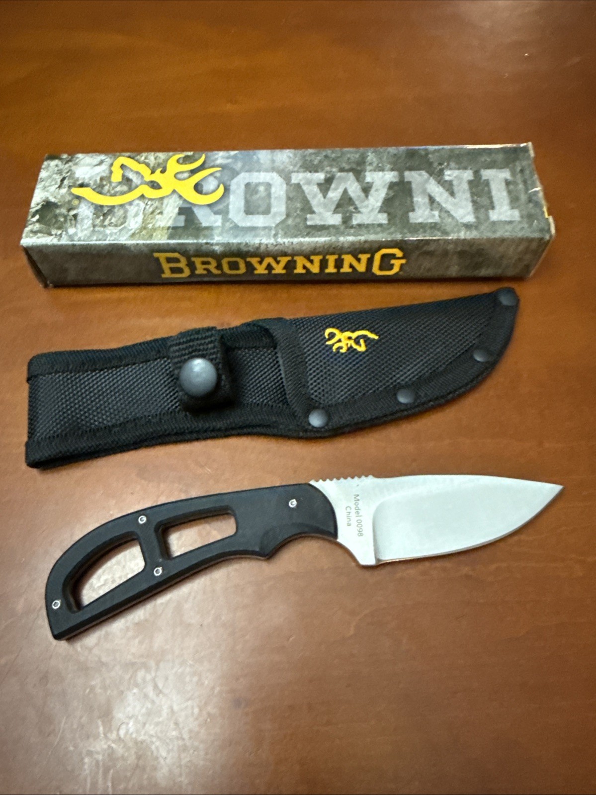 Browning The 98 Fixed Blade Knife Black G-10 (3.25" Satin) 3220098