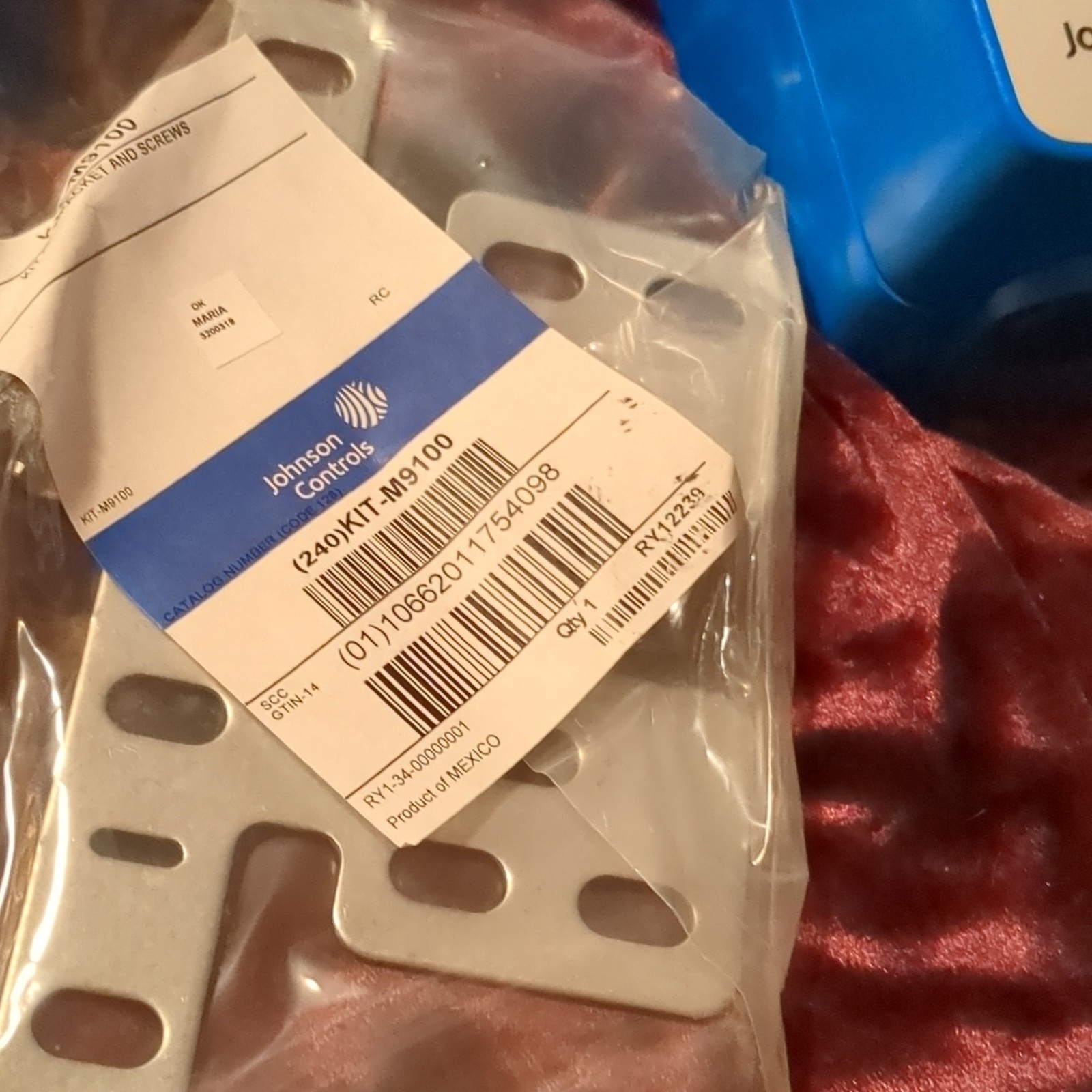 Johnson Controls M9124-AGC-2 Non-Spring Return Damper Actuator 24V w/KIT