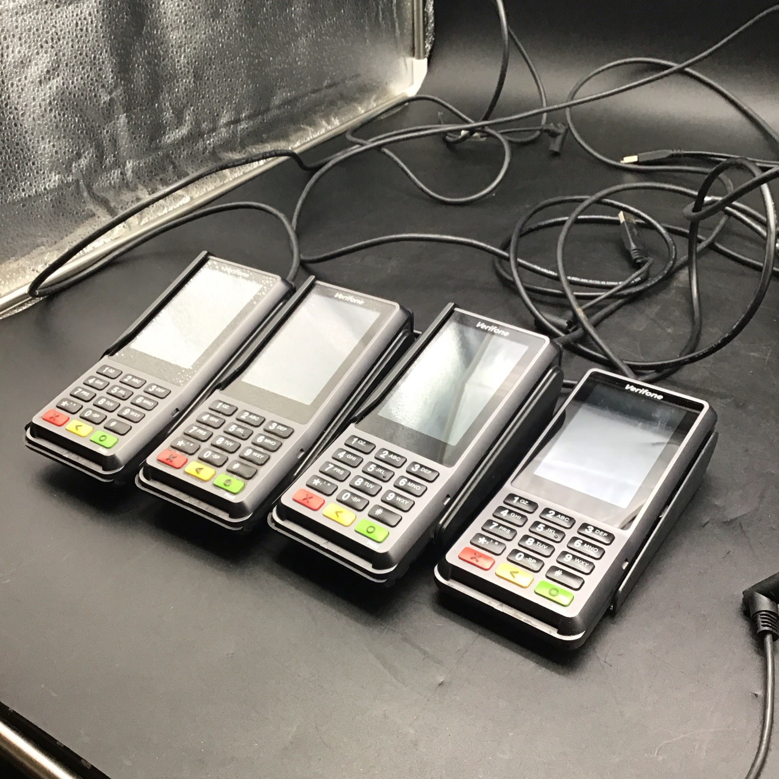 Lot of 4 - VeriFone P400 Plus PIN Pad (M435-003-04-NAB-5)