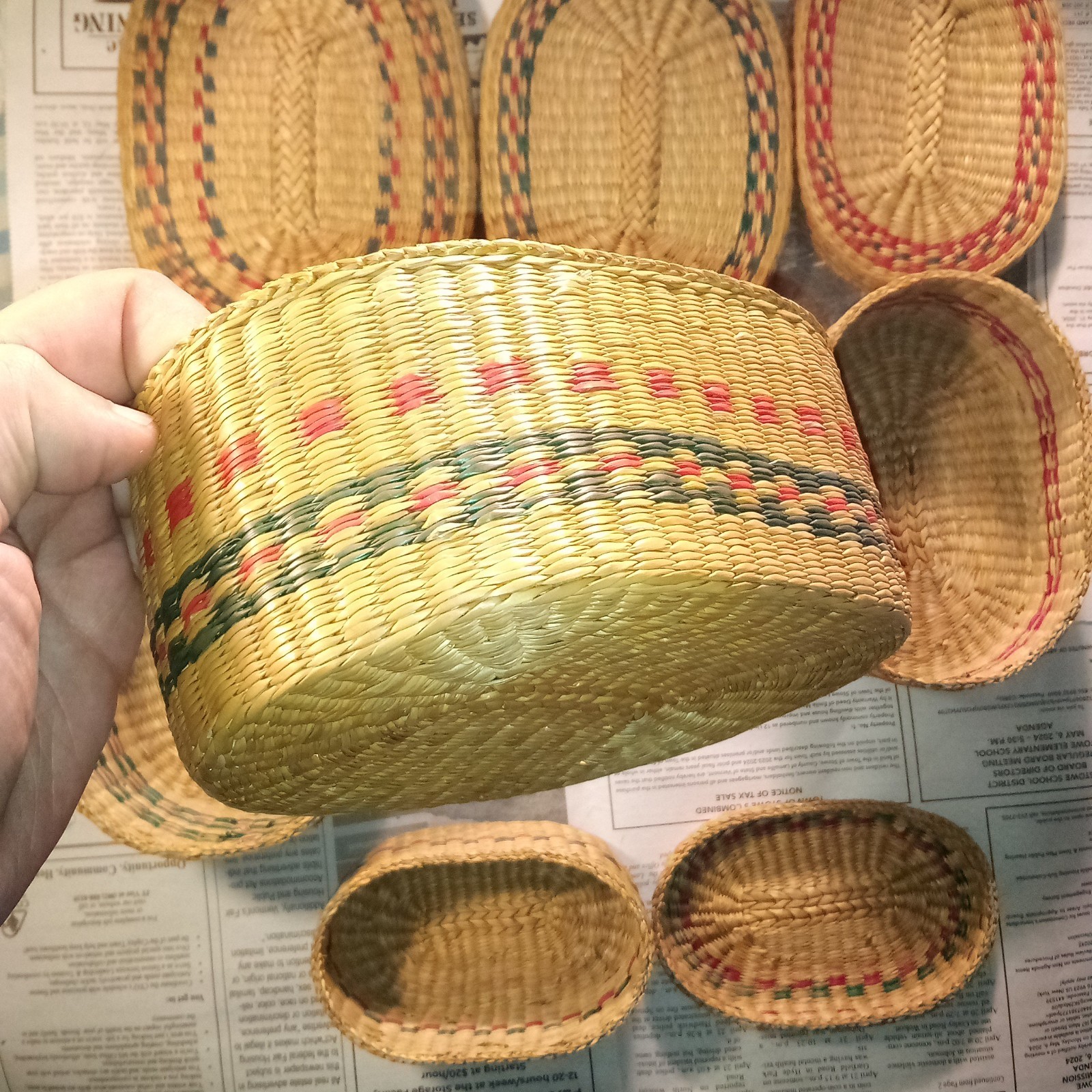 (4) Nesting Baskets