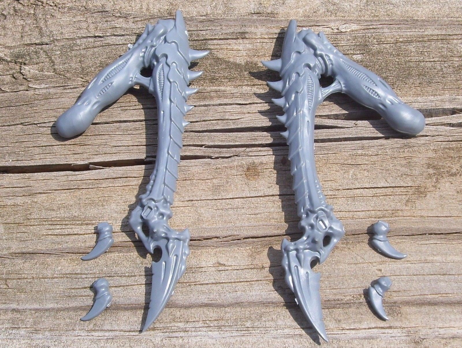 40K Tyranids Tyrannofex/Tervigon Front Claw Legs Bits