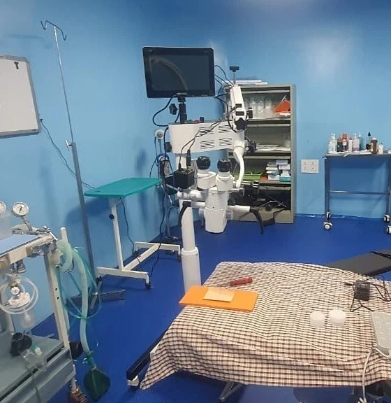 Surgical Operating Microscope Five Step with Camera, LCD, Motorized | New