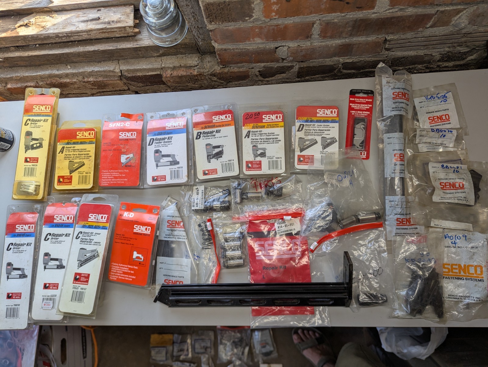 Senco Huge Parts Lot Nos Stapler Driver Repair Kits