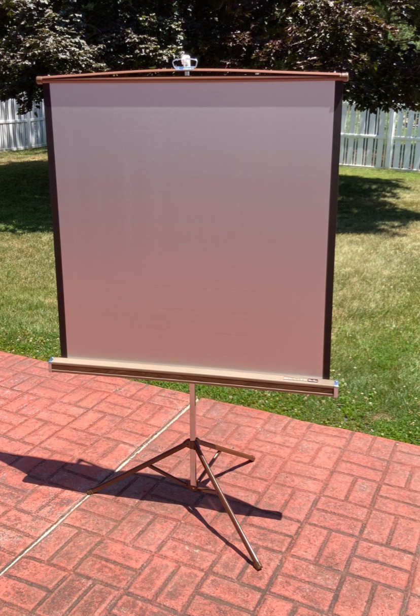 Da-Lite Silver Pacer 40 x 40 Projection Screen Movie Slides Film Vintage USA