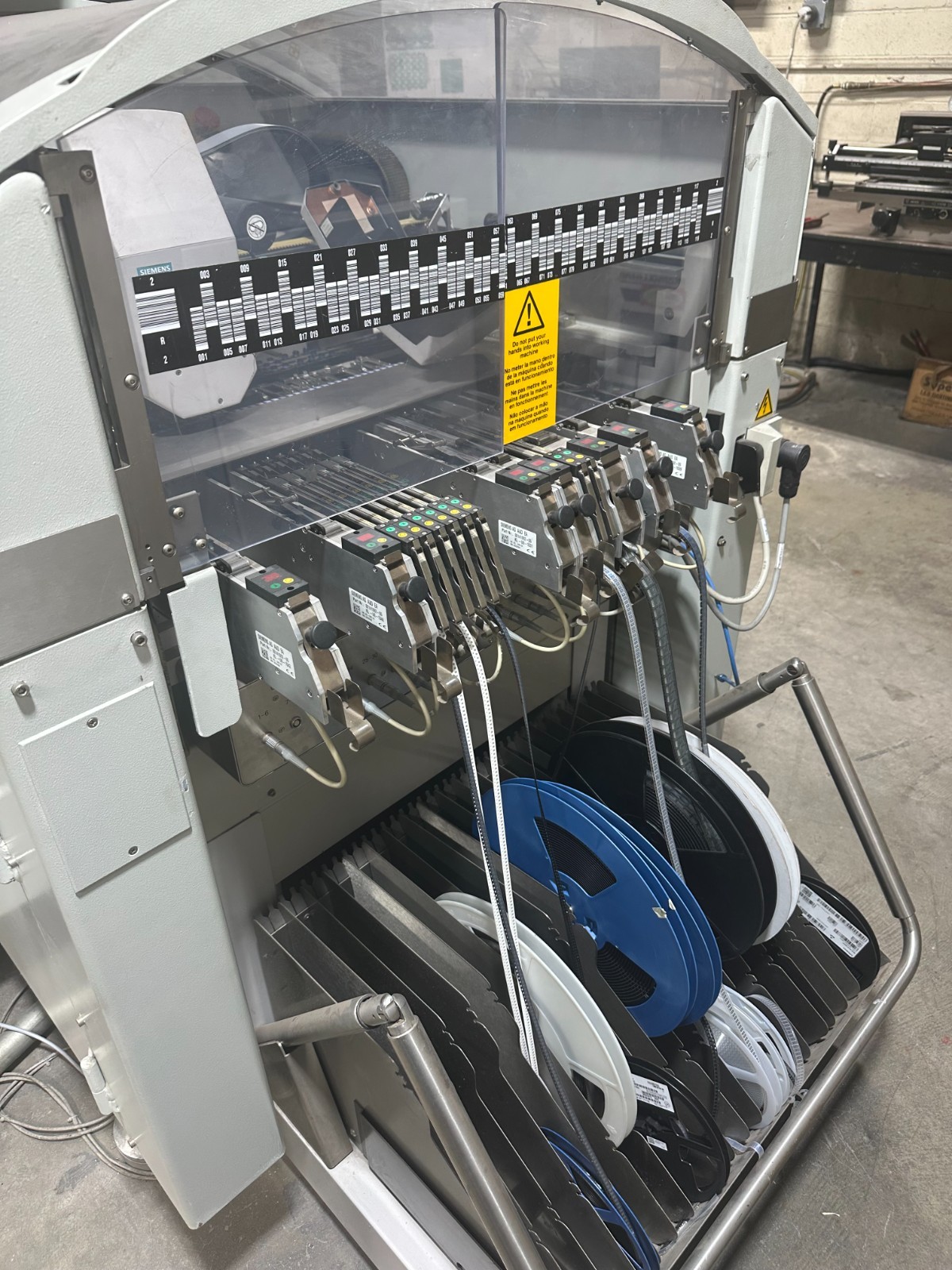 PICK AND PLACE SMT MACHINE