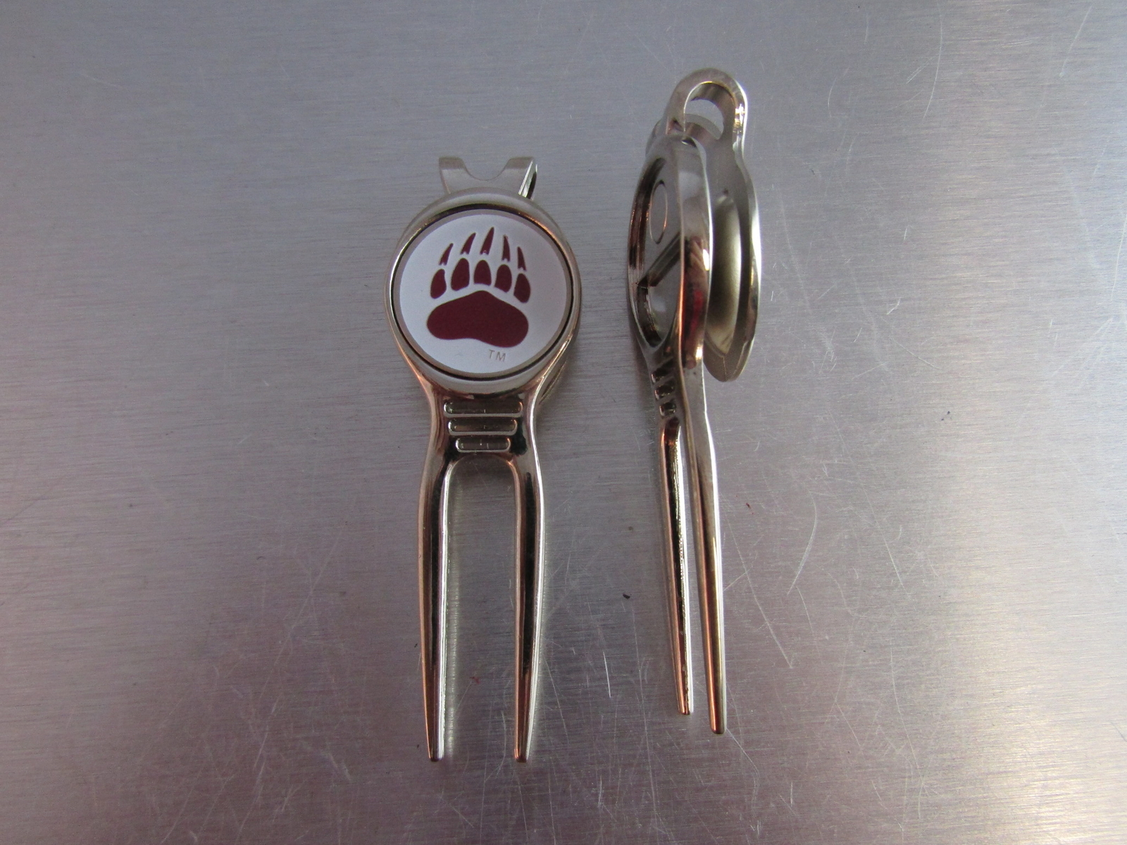 NCAA Golf Divot Repair Tool Beltclip w/ Ballmarker Silver Montana Grizzlies Paw