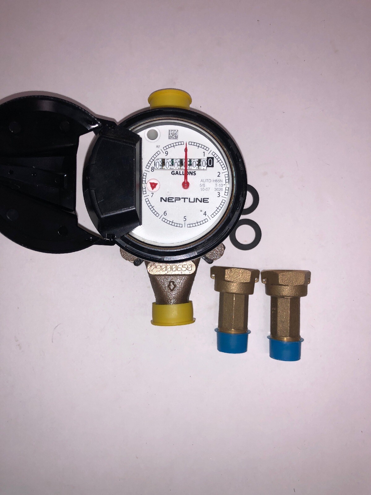 Neptune 5/8x3/4 T-10  Direct Read Gallon Water Meter NSF61 With Coupling Set