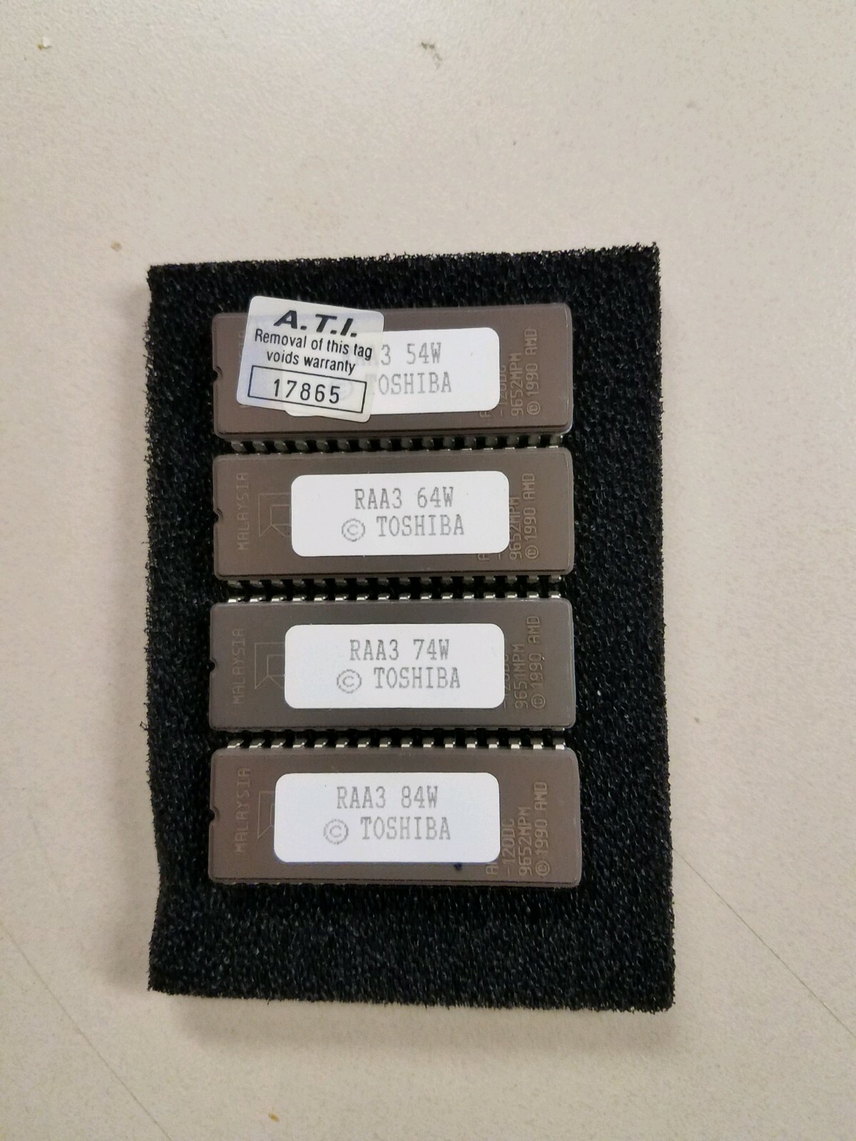 Toshiba DKT424 RURA 3.1 Memory Chips