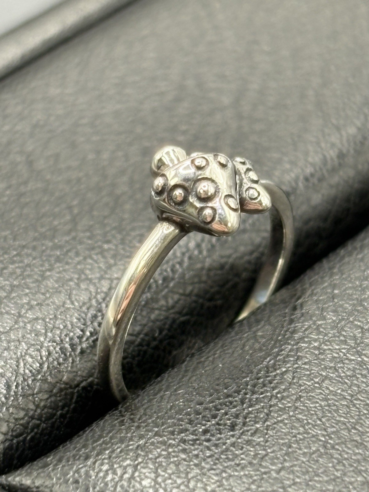 New Condition Sterling Silver Mushroom Toe Ring 925 B19
