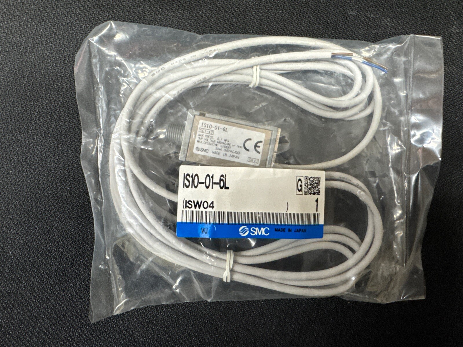 IS10-01-6L SMC PNEUMATICS SWITCH