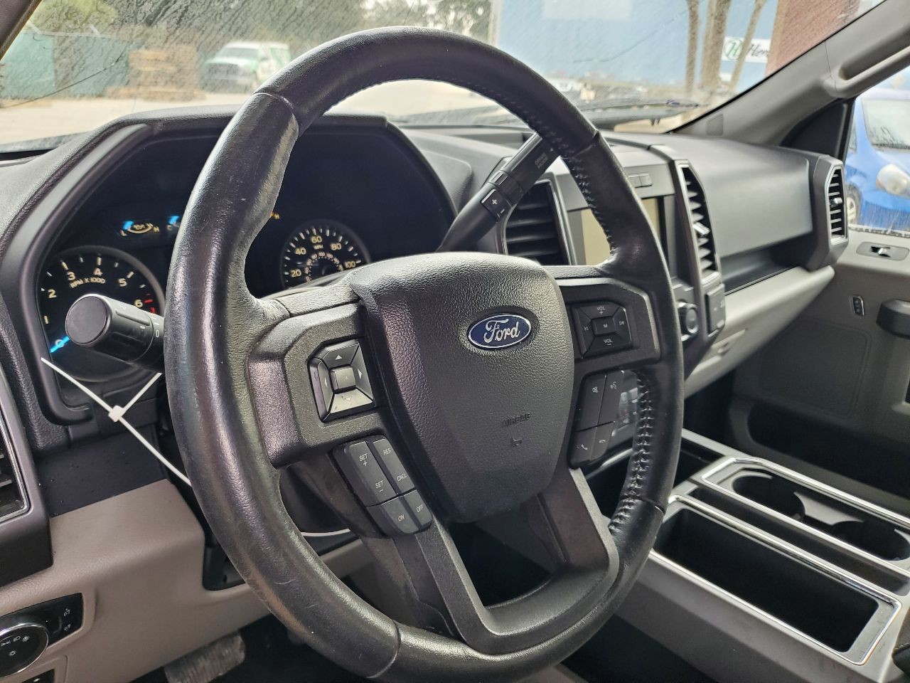 2019 Ford F150 XLT OEM Complete Glove Box