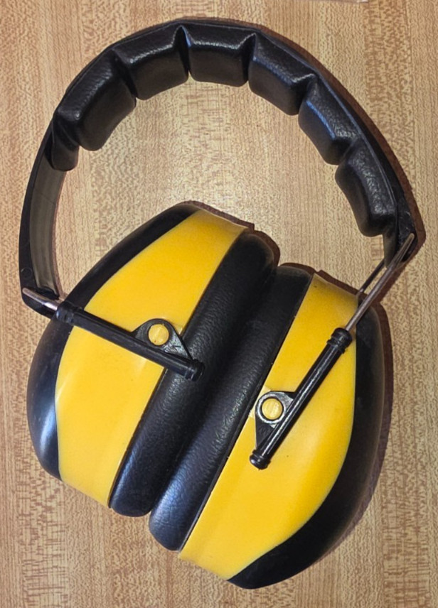 Western Safety Ear Muffs EN 352-1 ~ Hearing Protection ANSI S12.42 Yellow Black