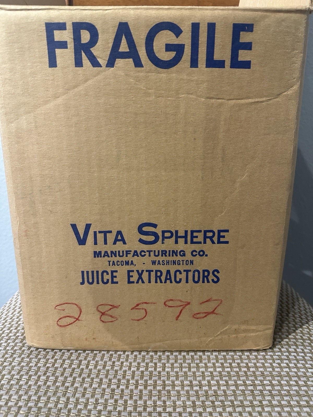 Vintage Vita Juicer Enterprise Sales Corp. Commercial Juicer *POWERS ON*