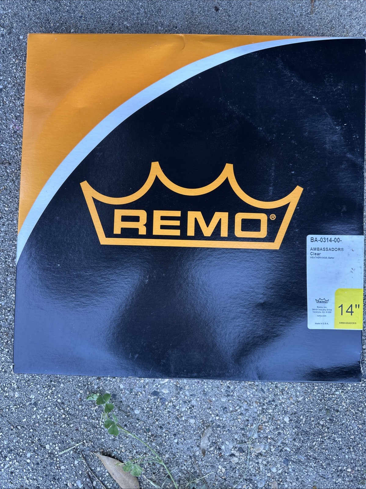 New Remo  Ambassador Clear Drumhead 14" BA-0314-00 Made USA Was Stored In Garage