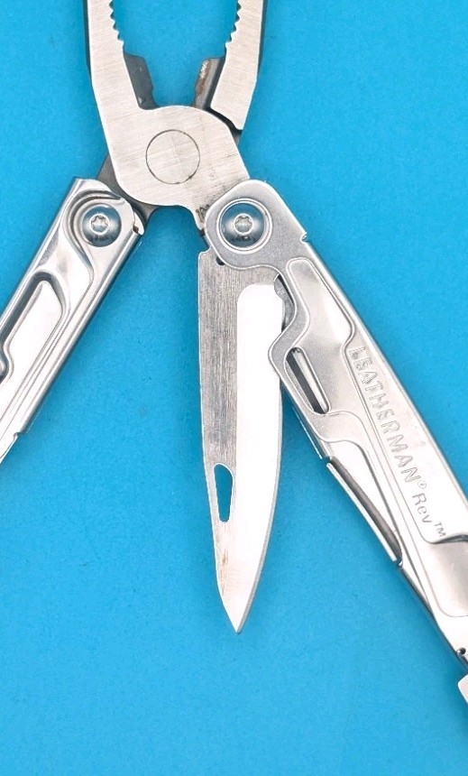 Leatherman Rev 3.8" Multi-Tool, Stainless!