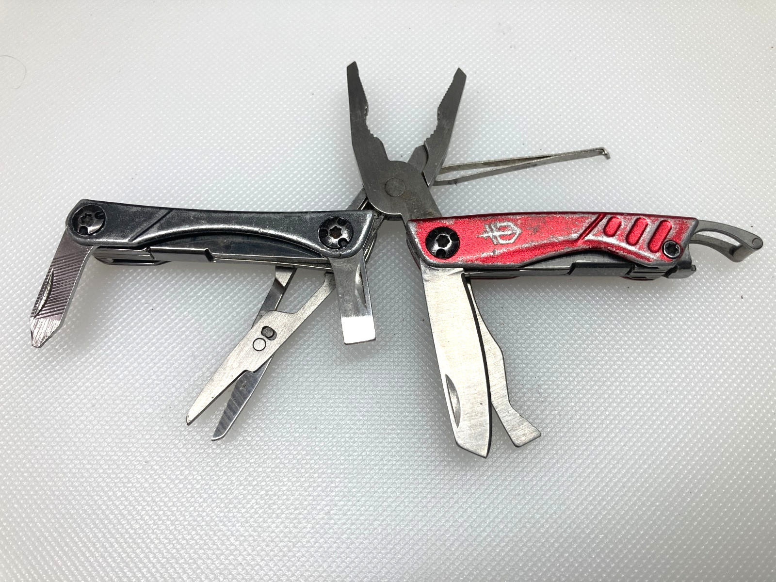 Gerber Dime Mini Multi-Tool, Knife, Pliers, Scissors, Red (B)
