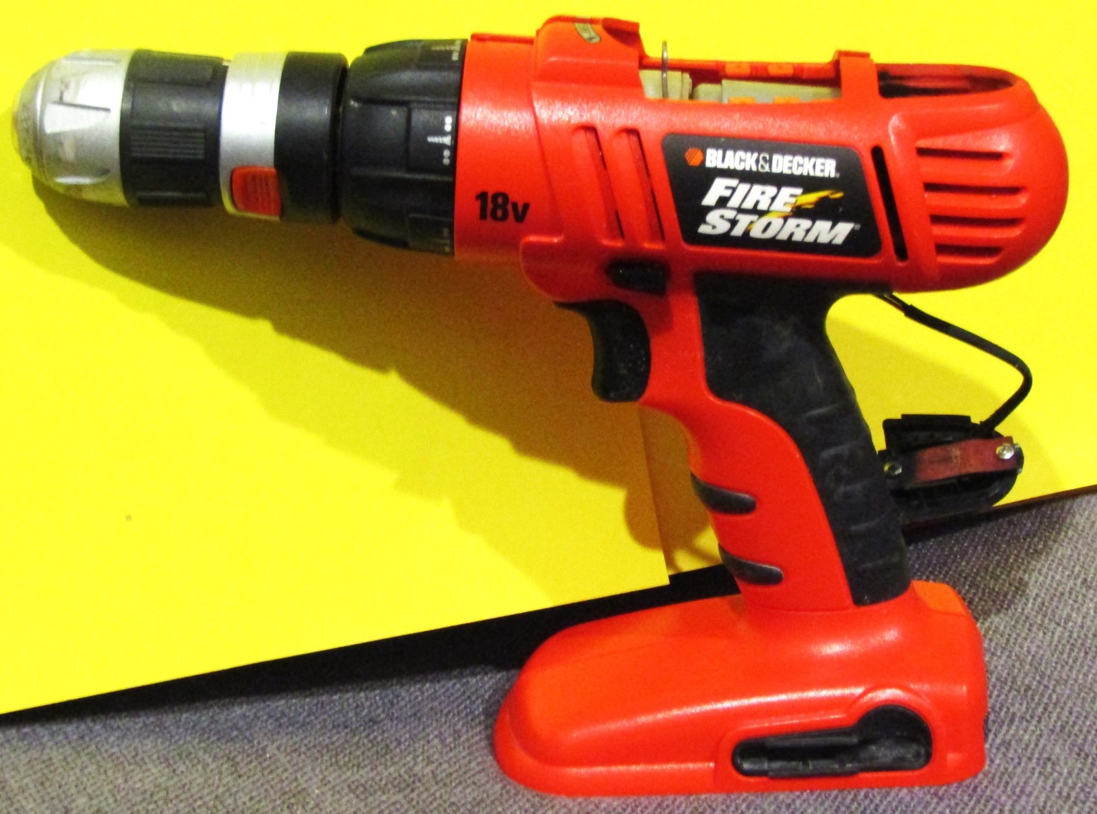 Black & Decker QUICK CONNECT 18Volt Cordless 3/8" Drill Driver For Parts