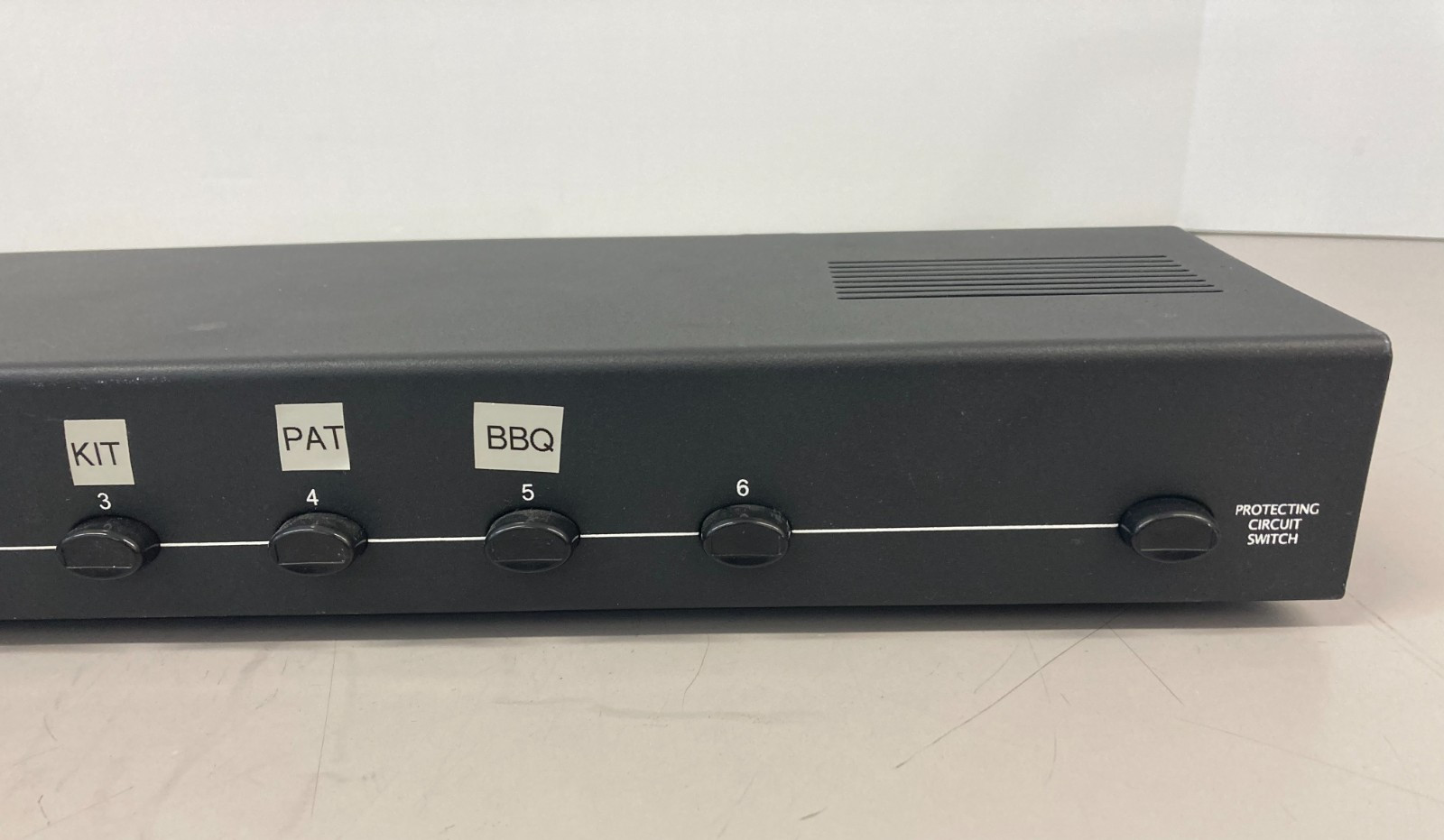 AS-SS6 - 6 Speaker Selector Self Impedance Matching