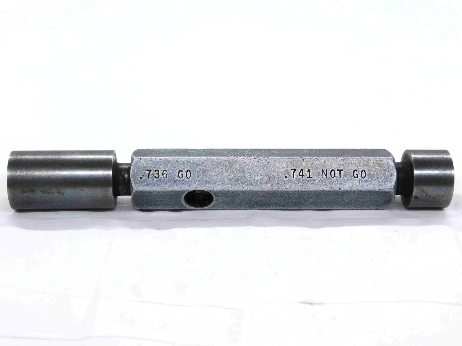 .7360 & .7410 PIN PLUG GAGE GO NO GO .7344 +.0016 47/64 19 mm .736 .741 CHECK