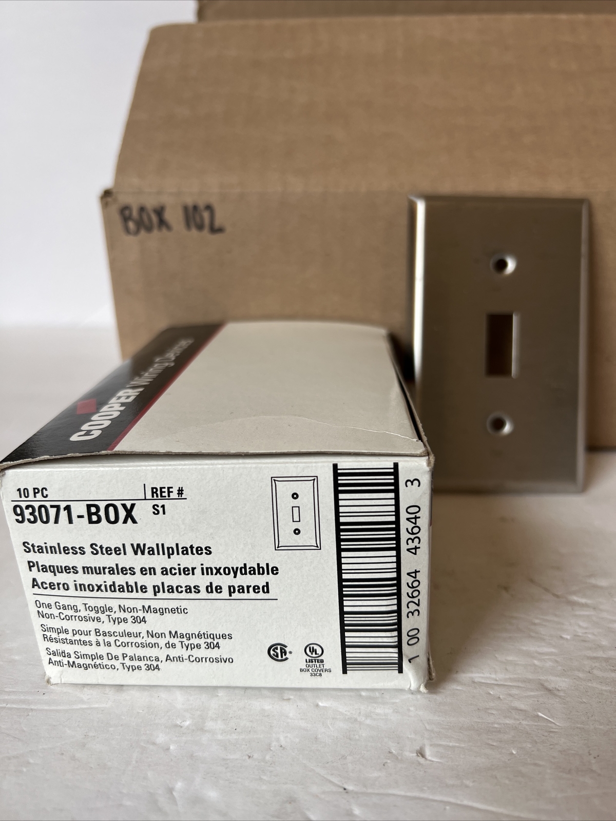 New Cooper 93071-BOX 1-Gang Toggle Switch Stainless Steel Wallplates Box of 10