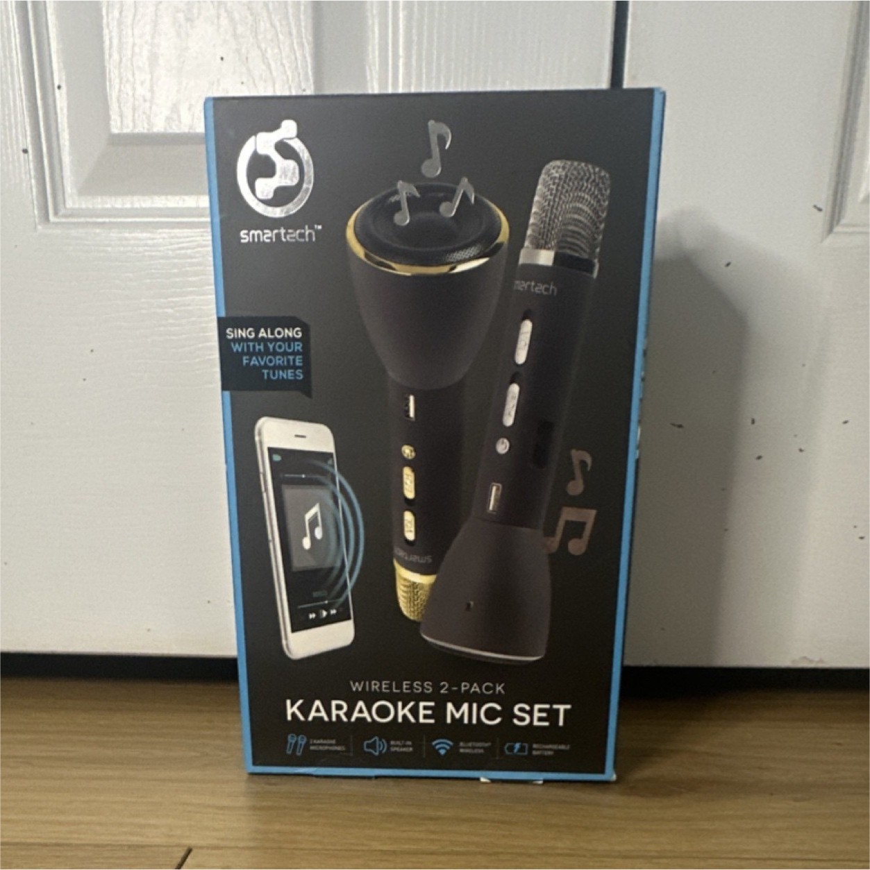 Smartech Wireless Karaoke Microphone 2-Pack Black Gold Bluetooth USB Compatible