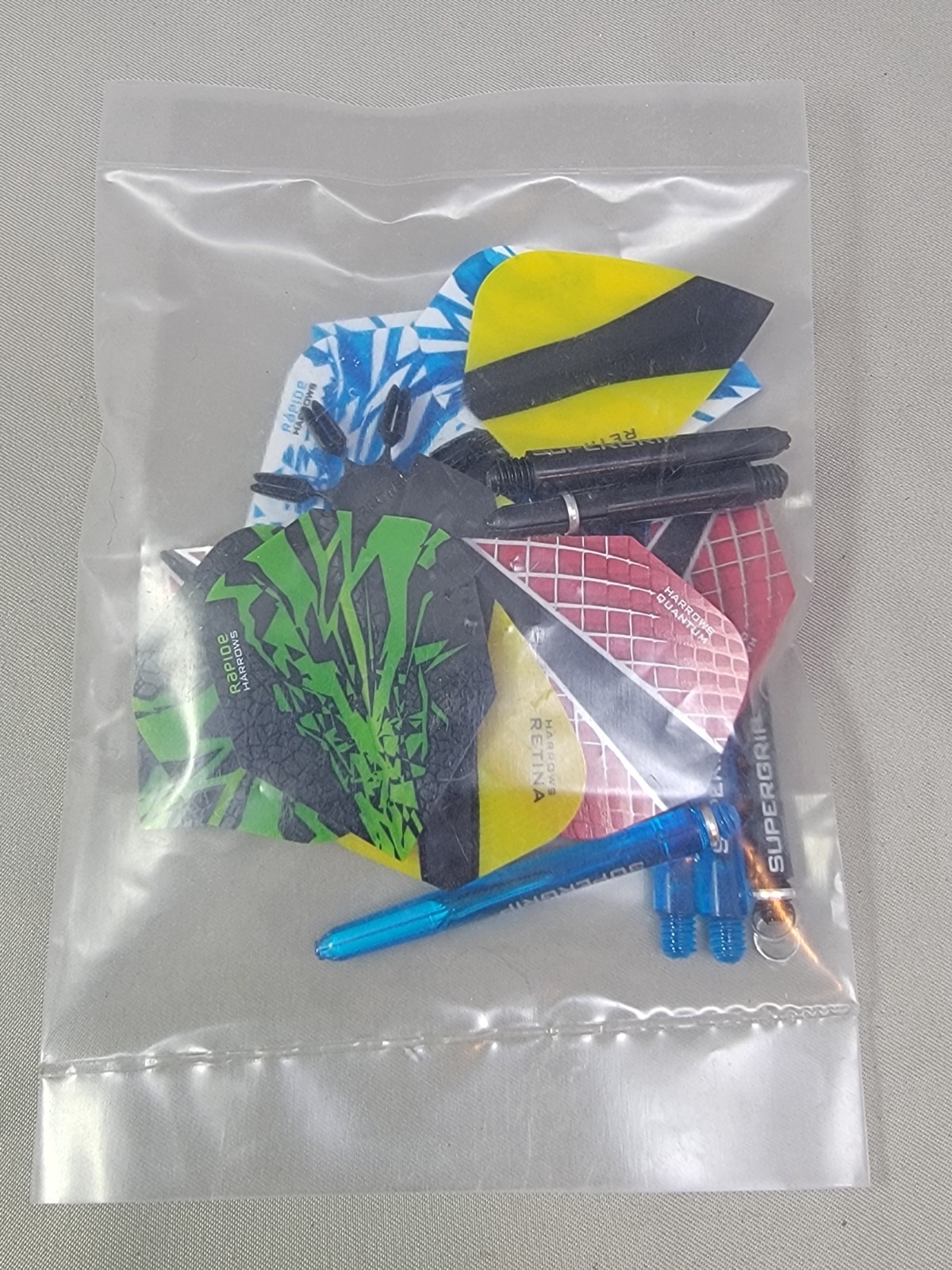 new lot of Harrows dart flights variety Retina Rapide Quantum Clear Blue Shafts