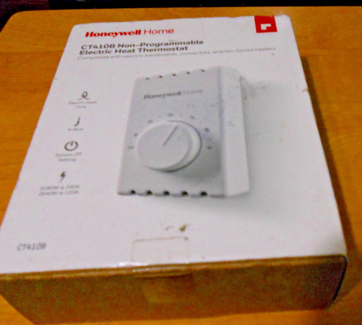 Honeywell Home CT410B Manual 4 Wire Baseboard/Line Volt Thermostat CT410