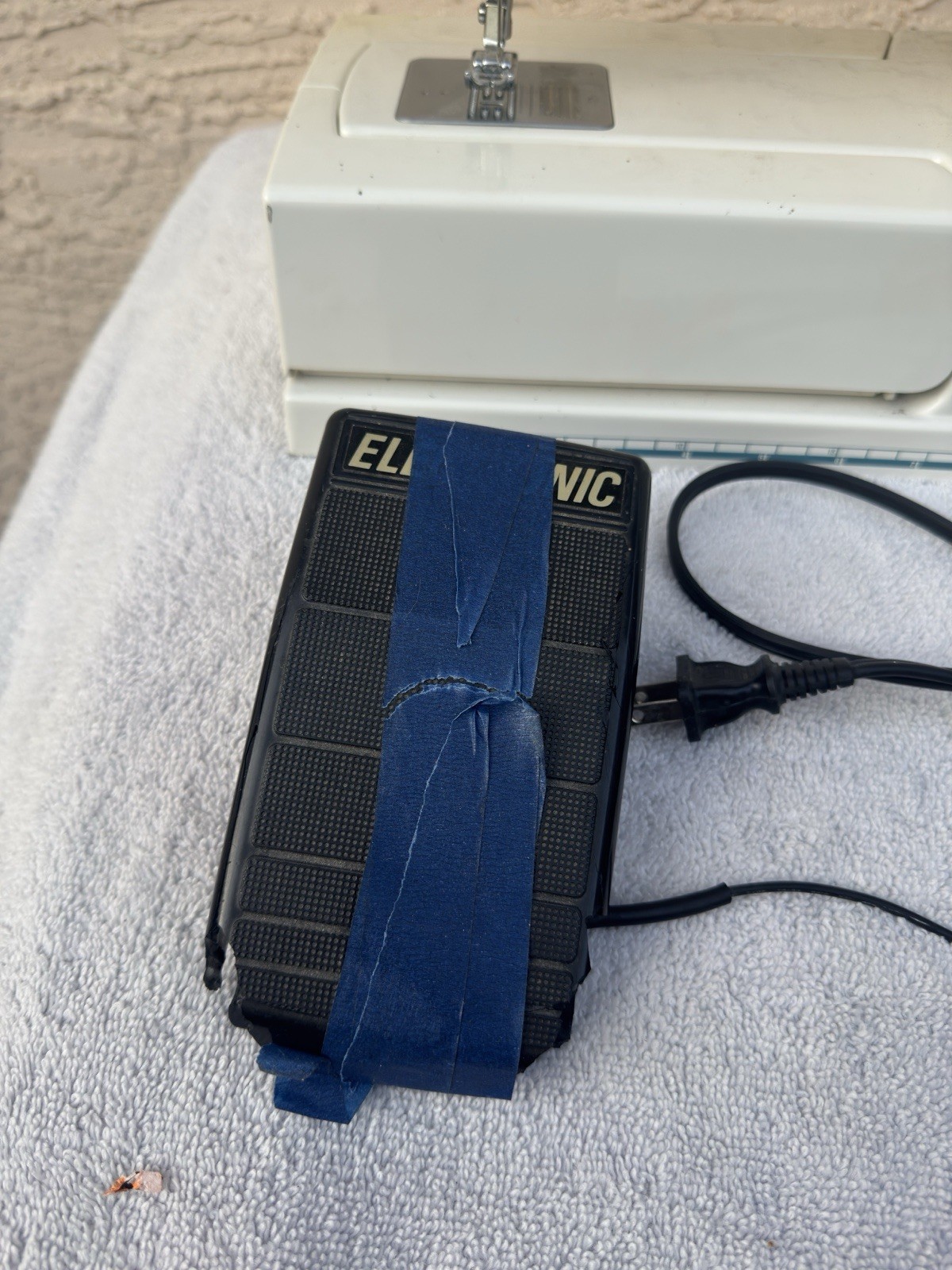 EUC Bernette 740E For Bernina Works!