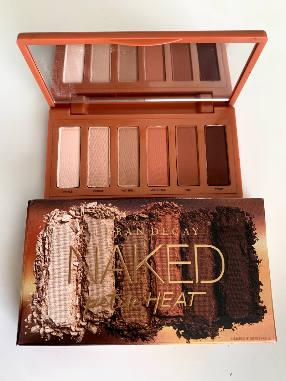 Urban Decay NAKED PETITE HEAT Eyeshadow Palette 6 Colors 6x0.04oz NEW IN BOX