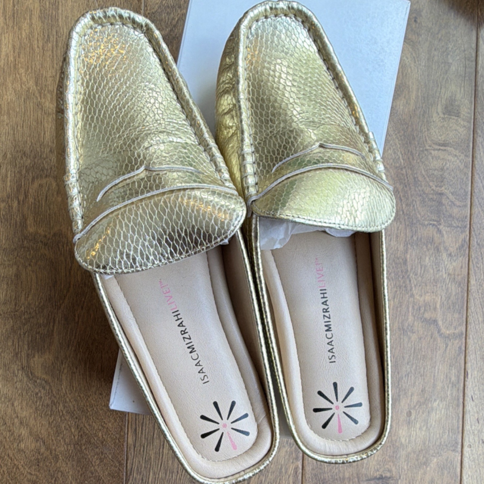 Isaac Mizrahi Live! iMALICIA Moccasin Comfort Gold Leather Women's Size 8M Flats