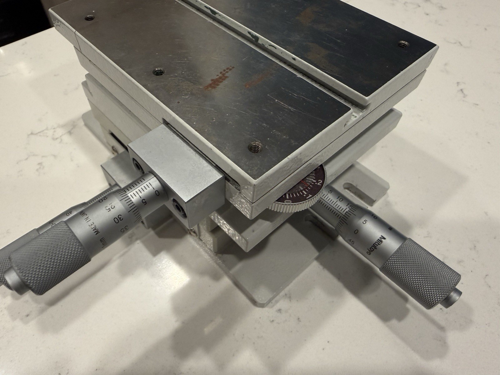 Mitutoyo 178-043-1 Leveling Table