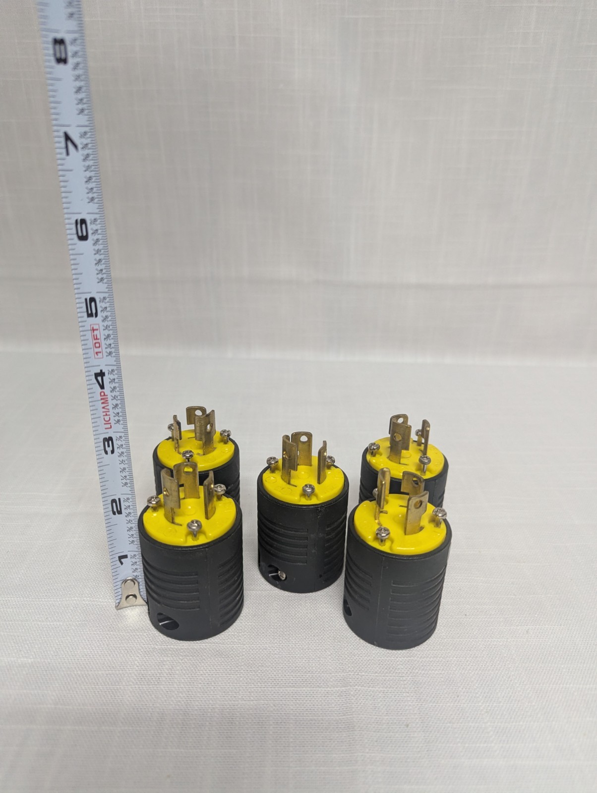 Seymour L5-15 3-Wire 15 Amp 125 Volt Twist Lock Plugs, Lot Of Five, Used- Works