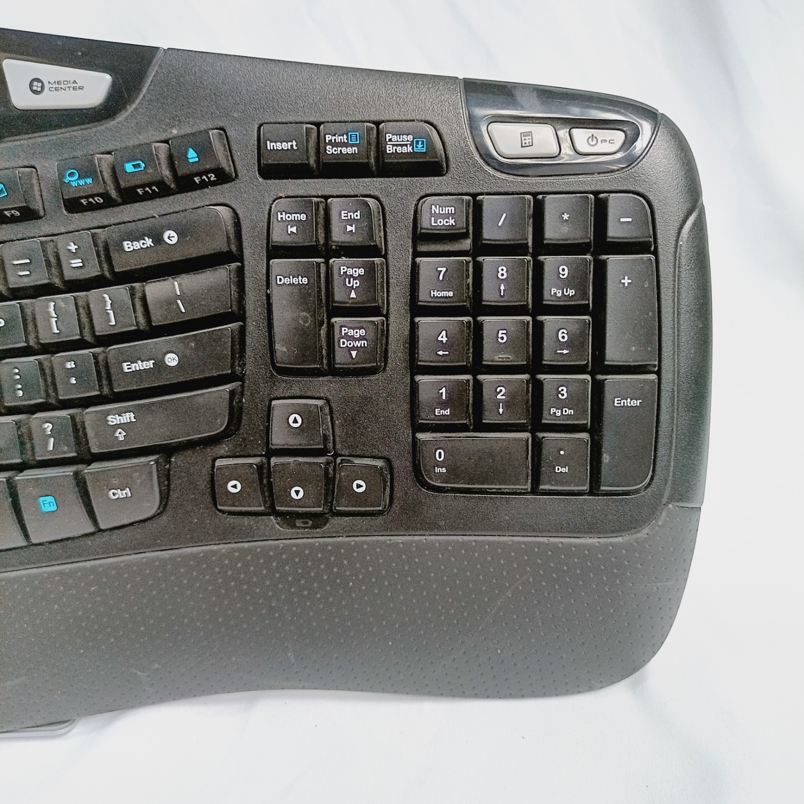 Logitech K350 Wireless Comfort Wave Keyboard No Dongle