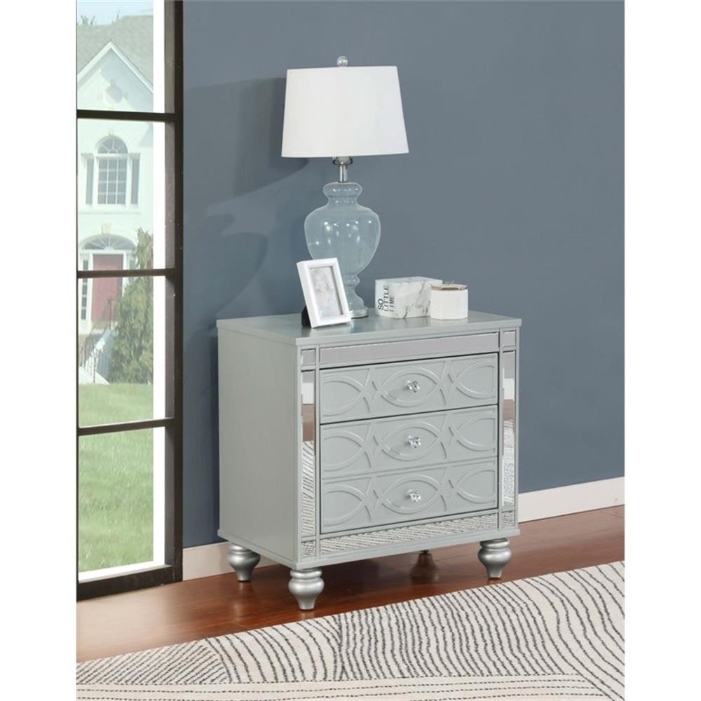 Gunnison 2-drawer Nightstand Silver Metallic
