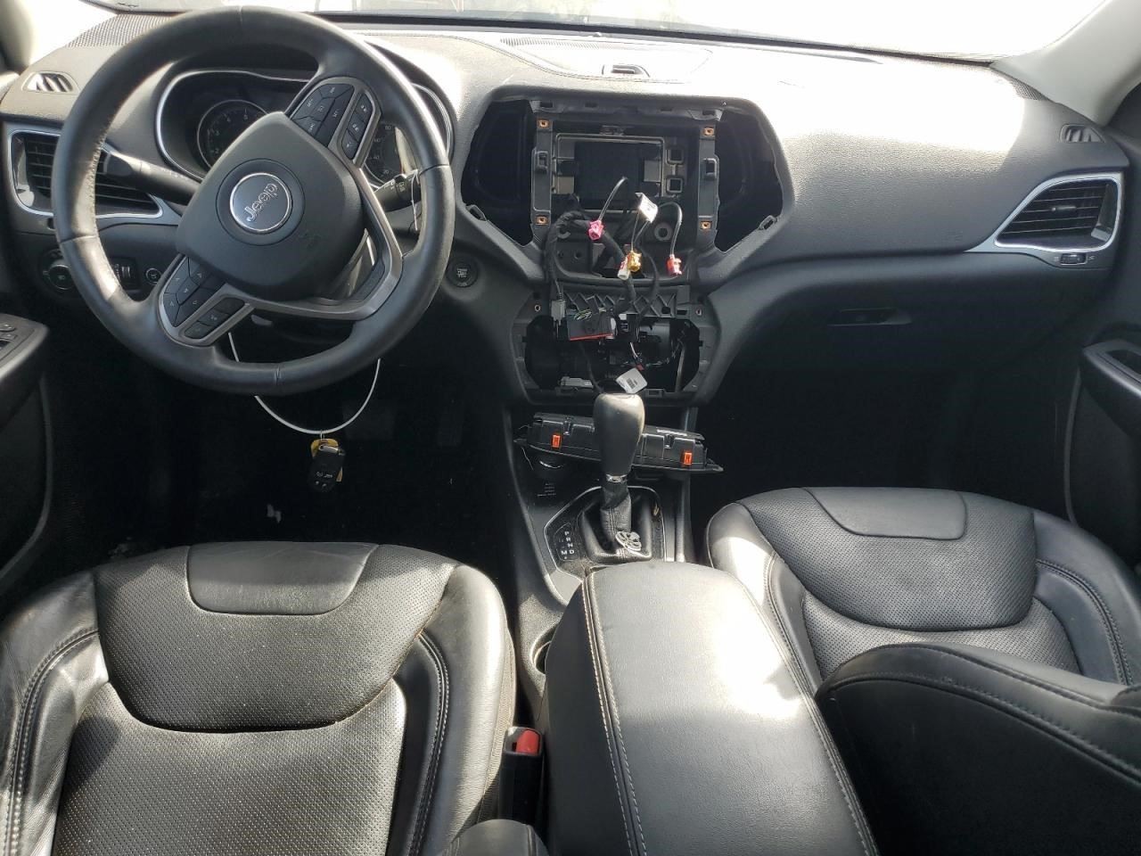 2019 JEEP CHEROKEE Air Shutter