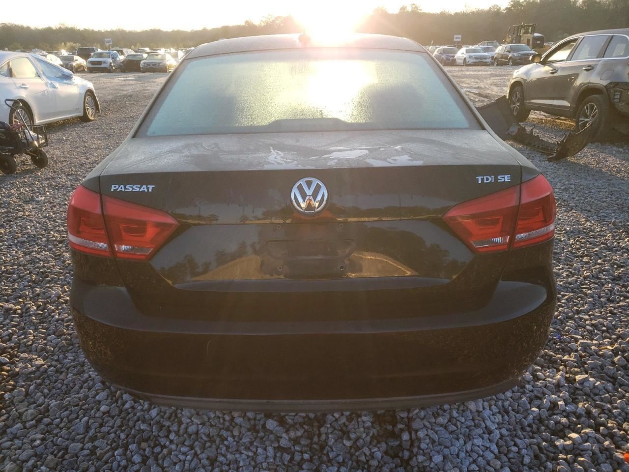 PASSAT 2014 Glove Box 4676354